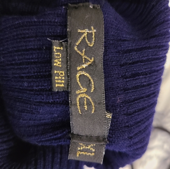 Vintage Turtleneck Sleeveless Knit - Picture 4 of 4